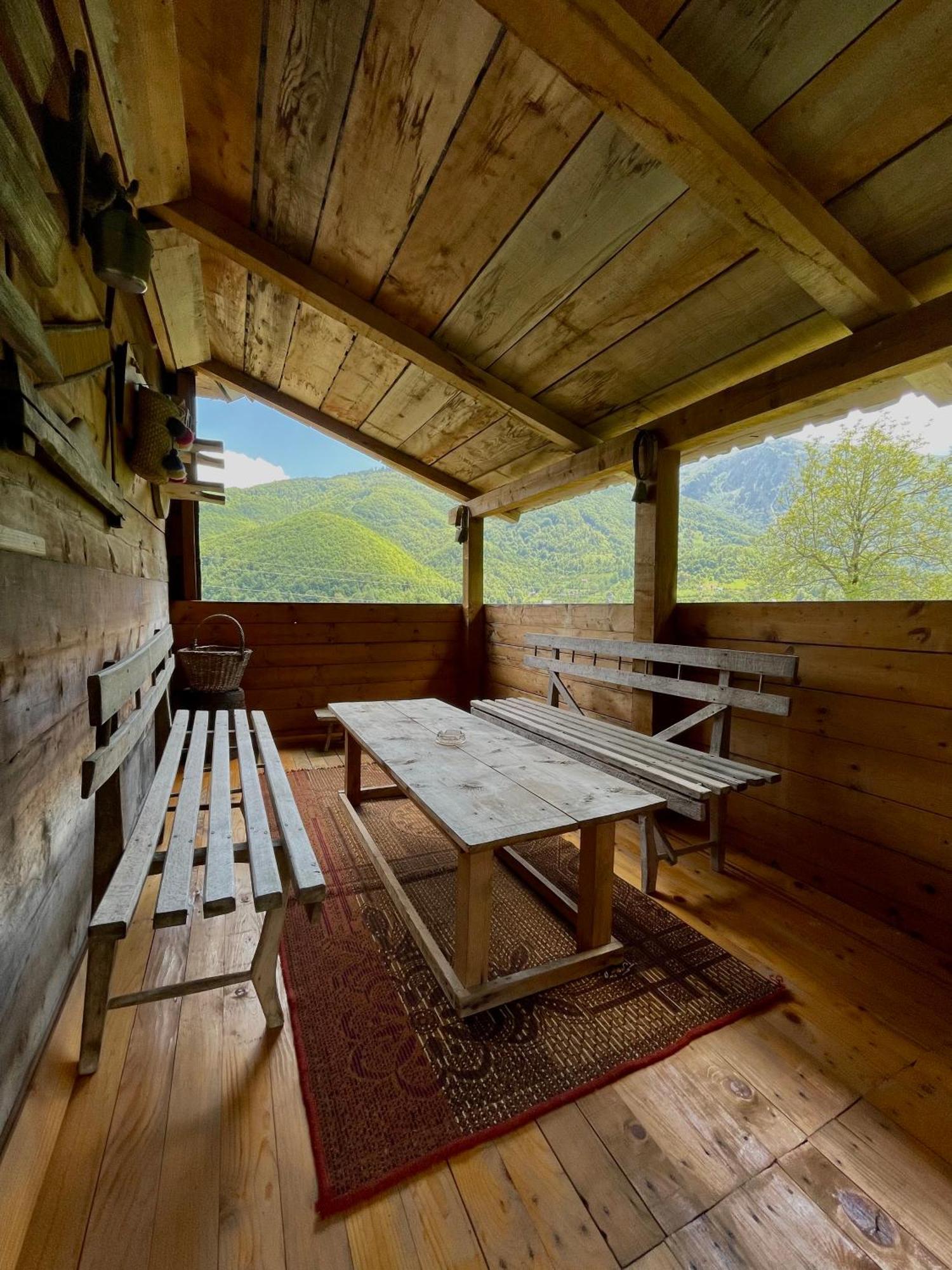 Household Babovic - Old House Miljan'S Valley Andrijevica Buitenkant foto